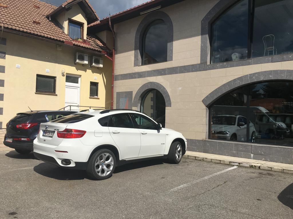 Old Part Apartments Banjac Marburg Exterior foto